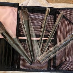 NIB Mary Kay Brush Set
